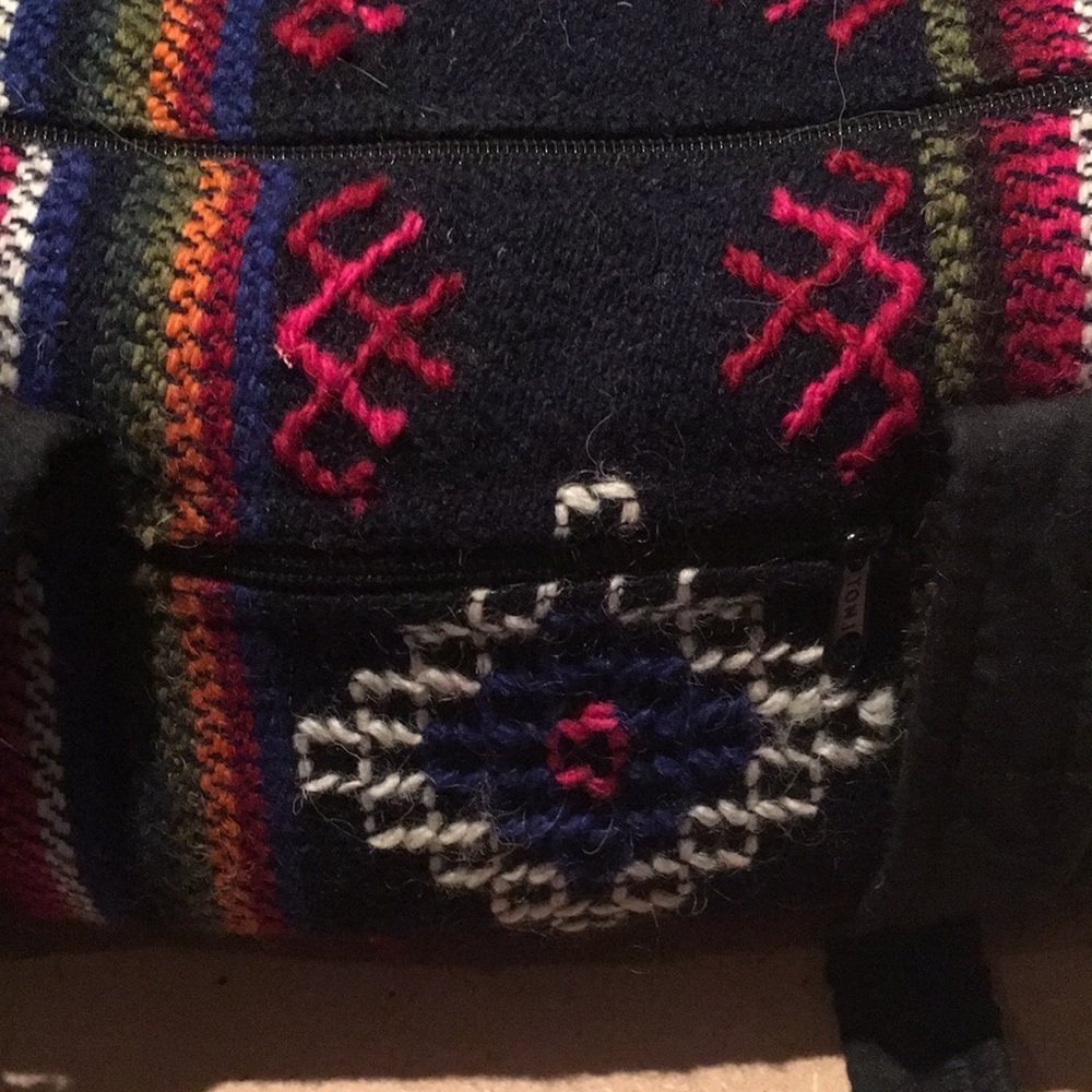 Brand new wool hand woven duffle style purse from Bhutan​​